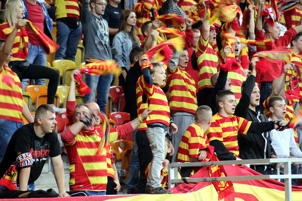 Kibice na stadionie