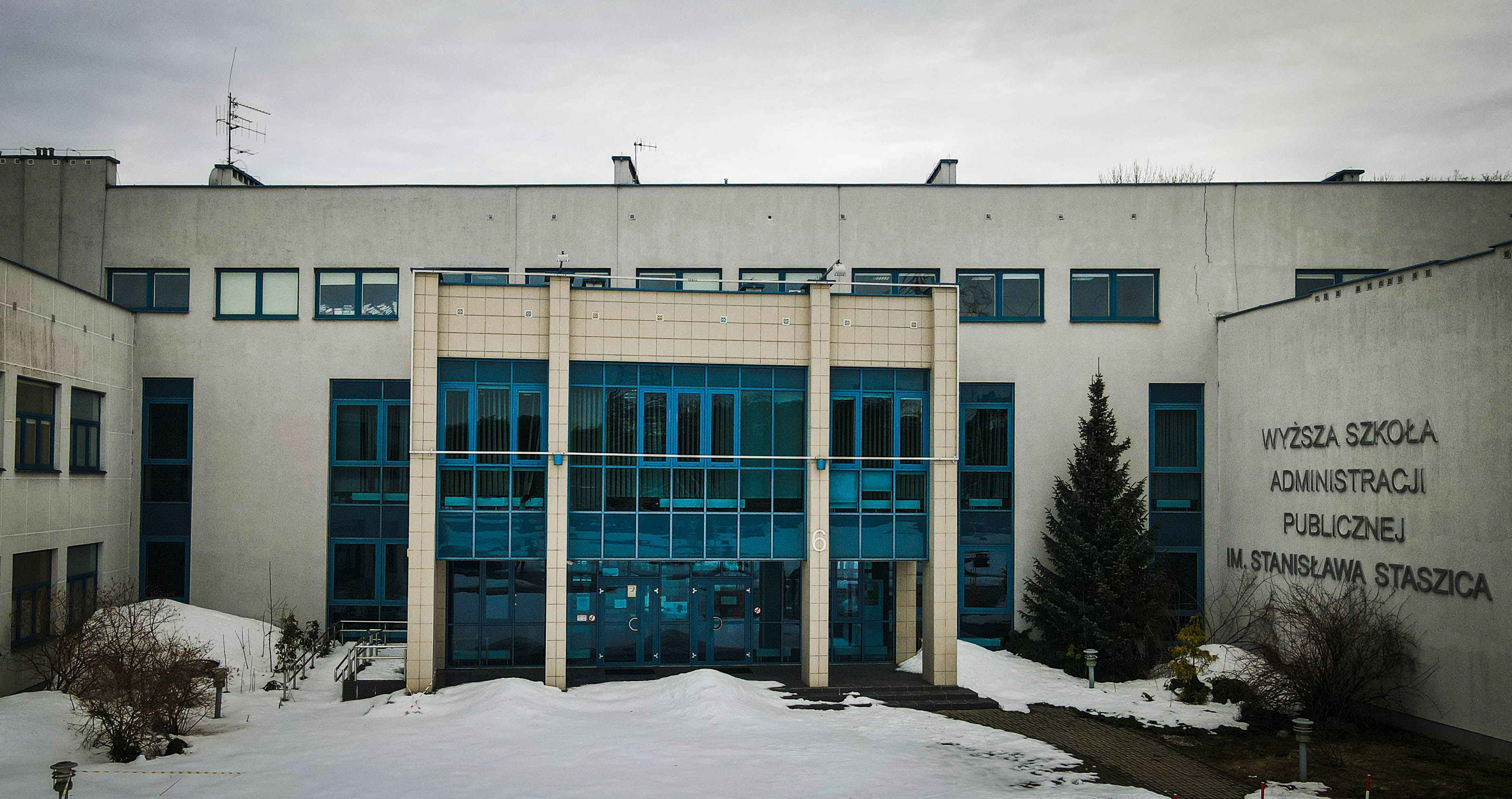 Budynek Wyższej Szkoły Administracji Publicznej