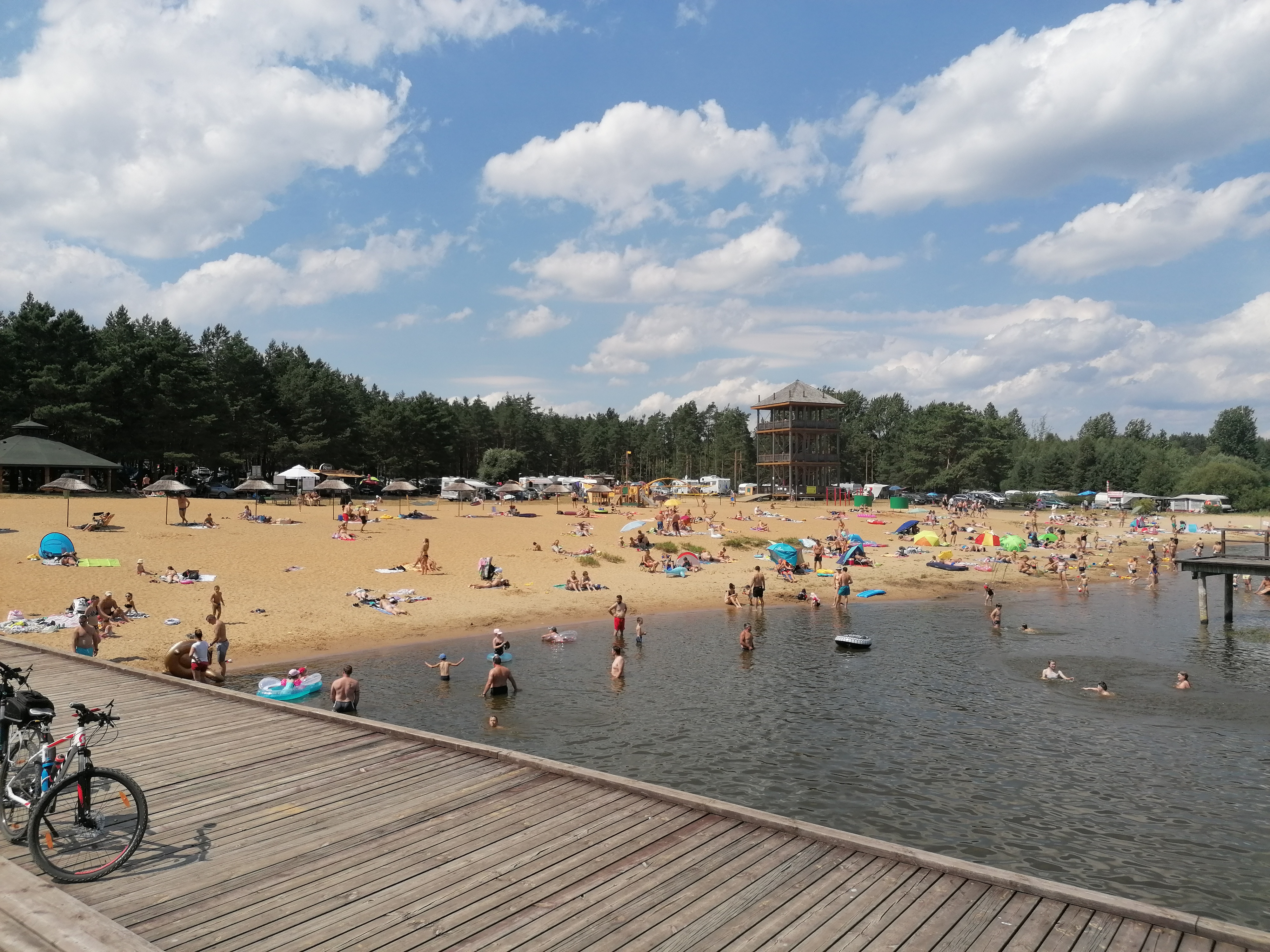 pomost, plaża jezioro