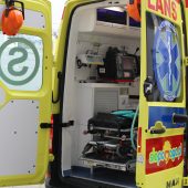 wnętrze ambulansu