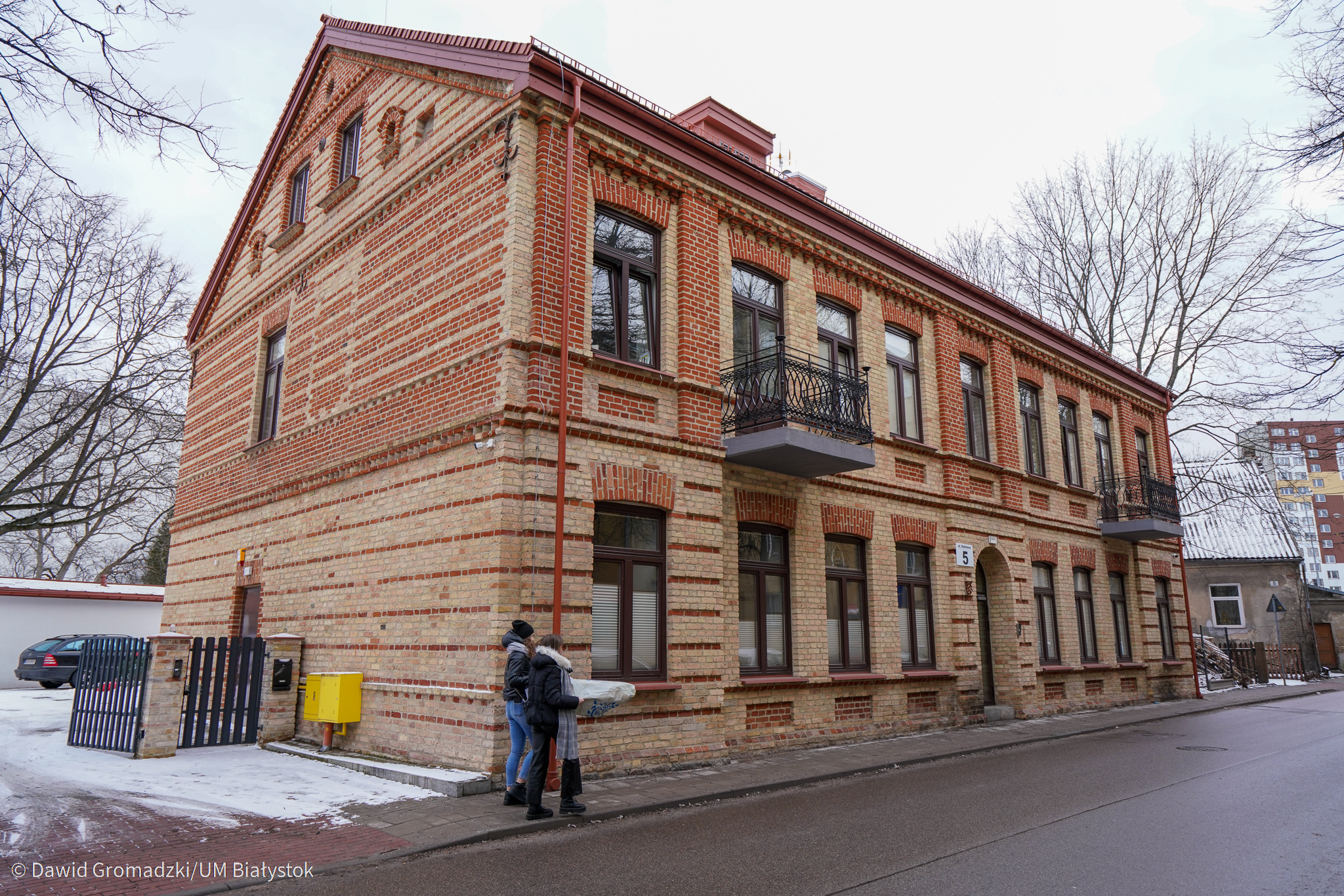 Odrestaurowana kamienica