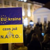 Transparent na demonstracji na Rynku Kościuszki