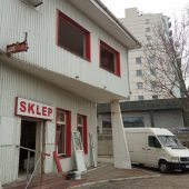 Budynek klubu i teren wokół