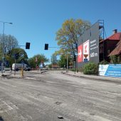 Skrzyżowaniee Kopernika i Łomżyńskiej bez asfaltu