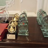 Nagrody i statuetki dla honorowych krwiodawców