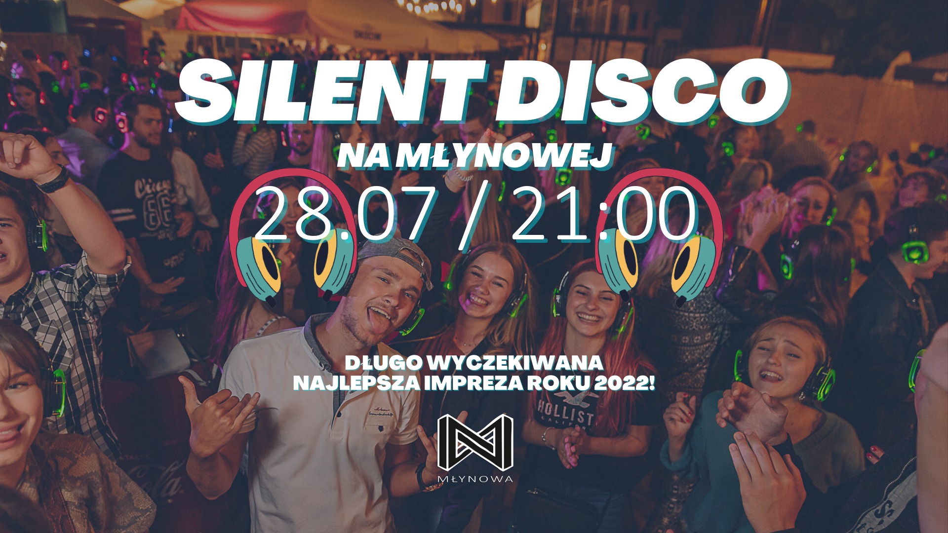 napis silent disco w tle uśmiechnięci ludzie ze słuchawkami