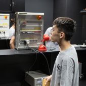 Student podczas laboratorium