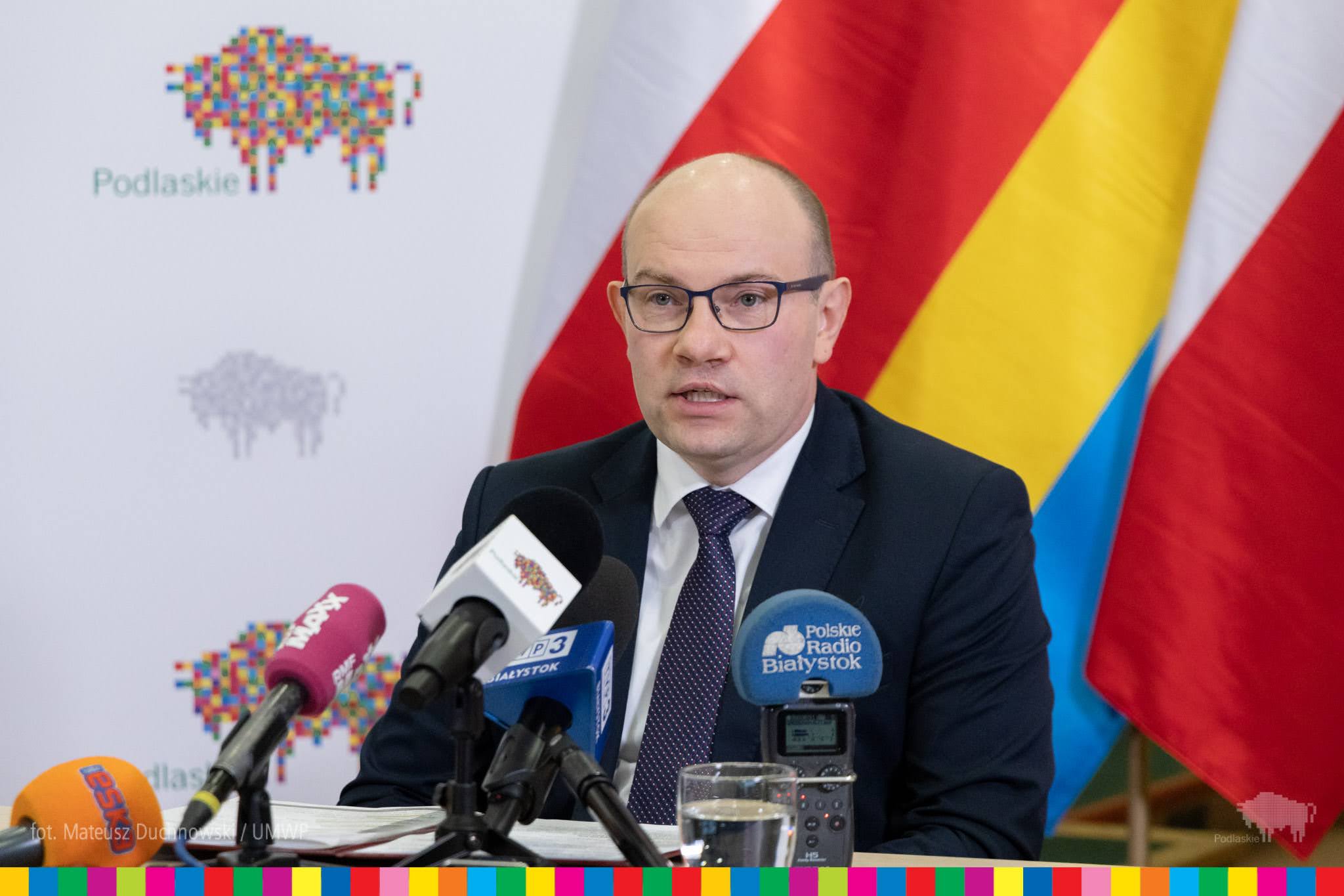 Marszałek Artur Kosicki w gabinecie