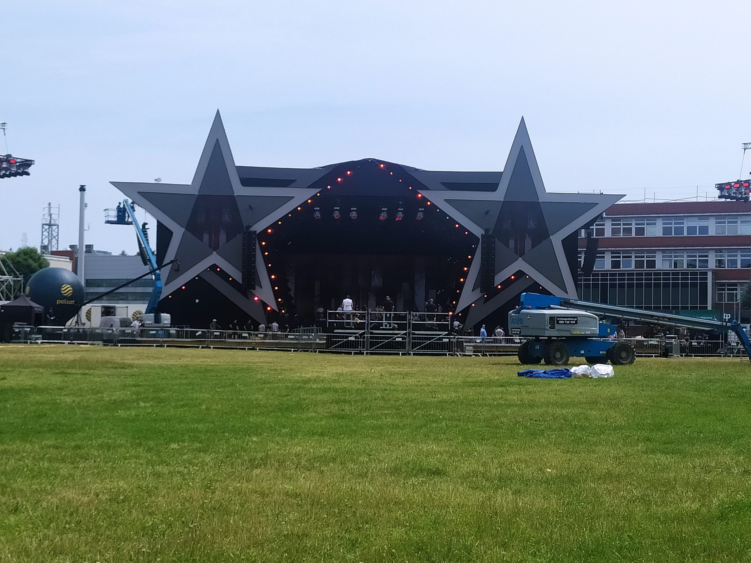 Scena festiwalowa.