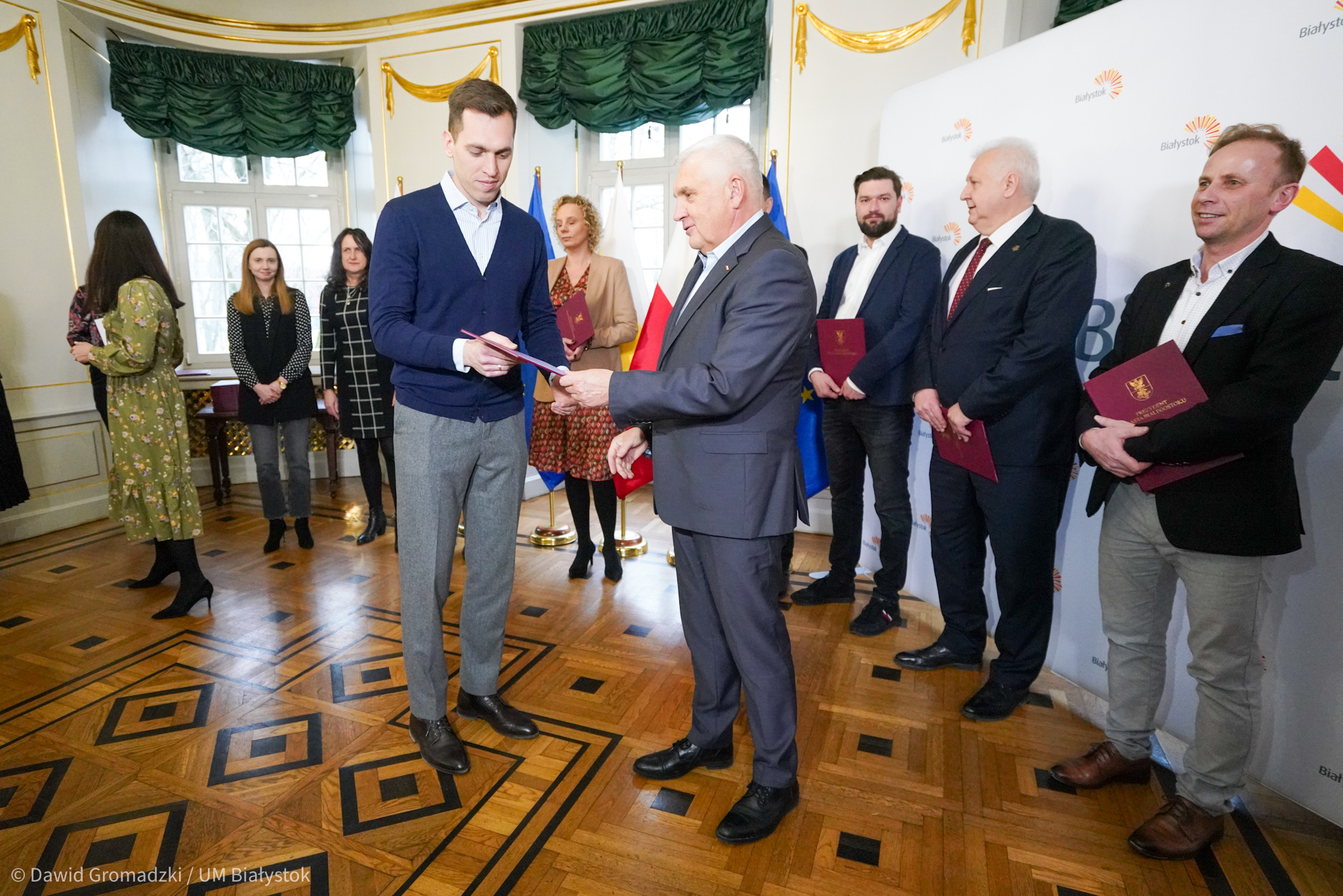 Prezydent Białegostoku i reprezentanci klubów sportowych
