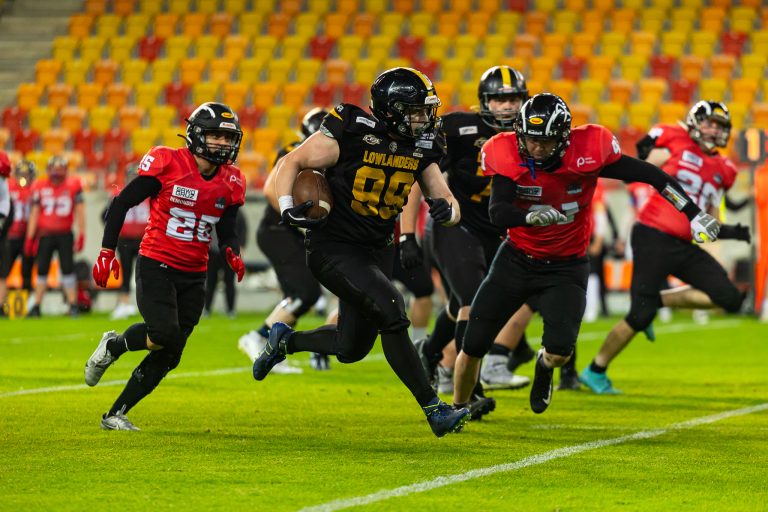 Zespół lowlanders w trakcie meczu