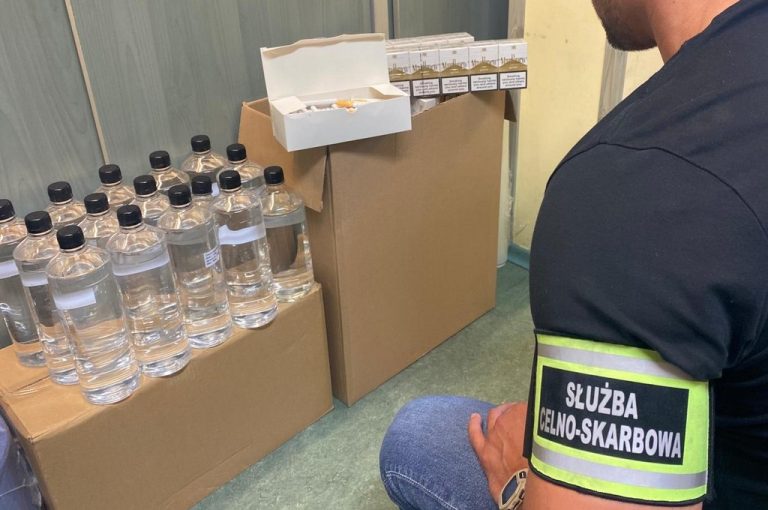 Alkohol, narkotyki i papierosy.