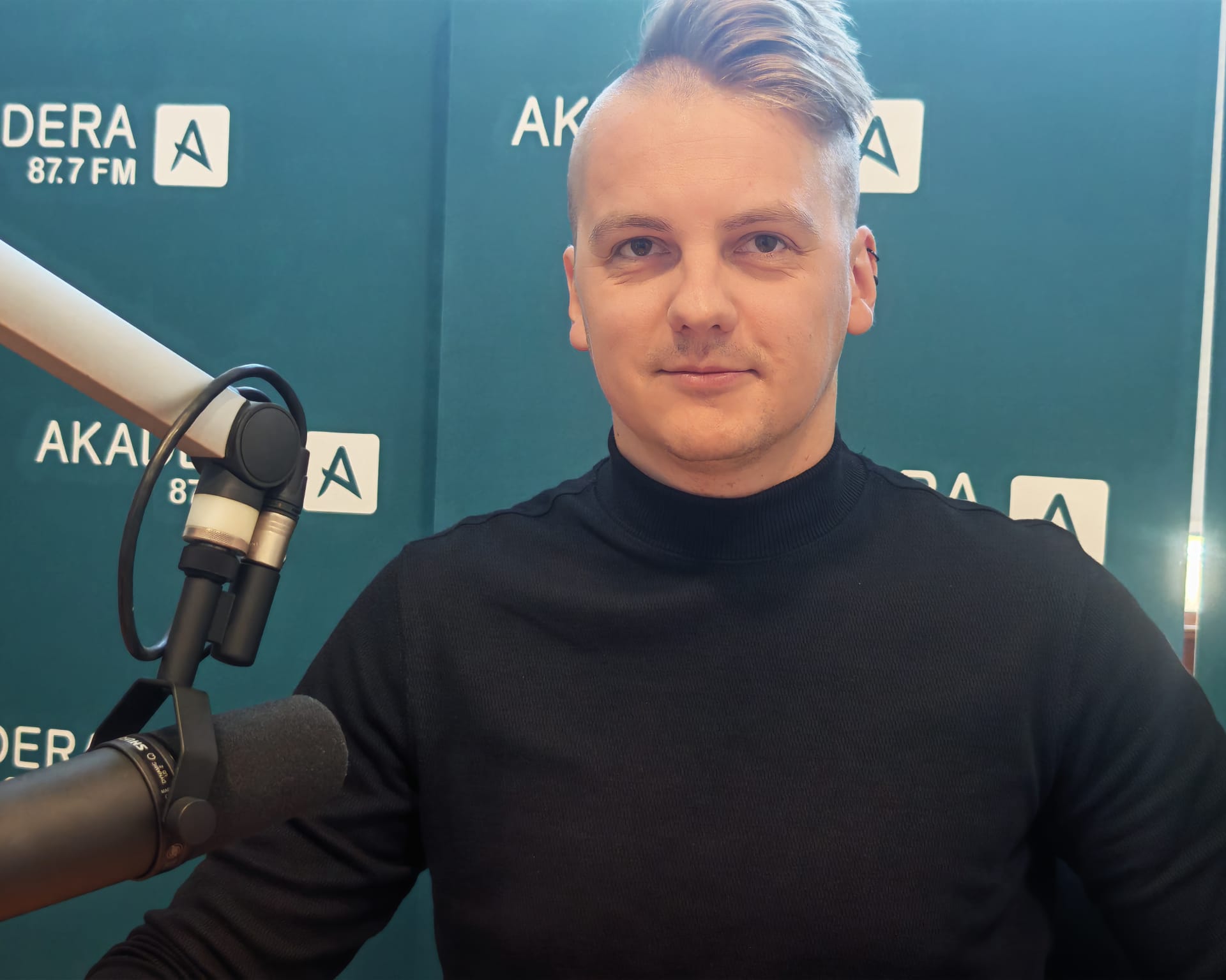 Michał Sawicki przewodniczący stowarzyszenia Uskrzydleni i członek sekcji spadochronowej Aeroklubu Białostockiego