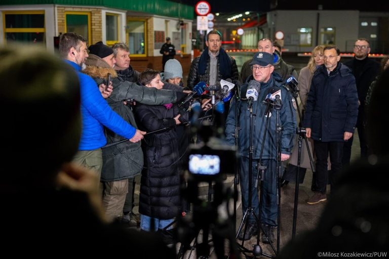 Konferencja prasowa na przejściu granicznym