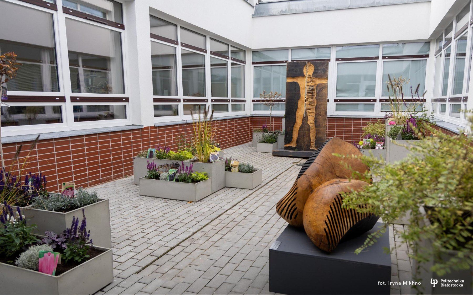 2024-10-31-WM-Otwarcie-atrium-dydaktyczno-wystawienniczego-fot-Iryna-Mikhno-PB-2