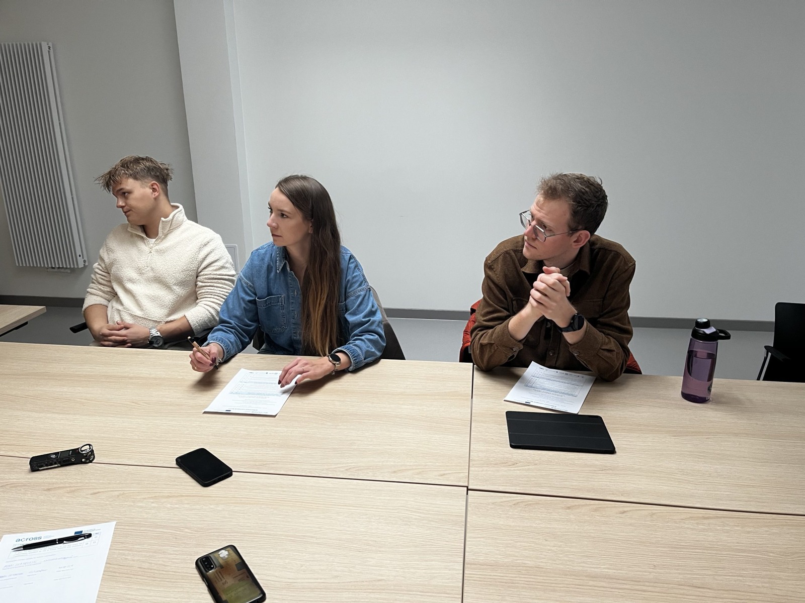 Studenci PB rozmawiają o klimacie równości i integracji w środowisku uczelni.
Fot. A. Jakuć
