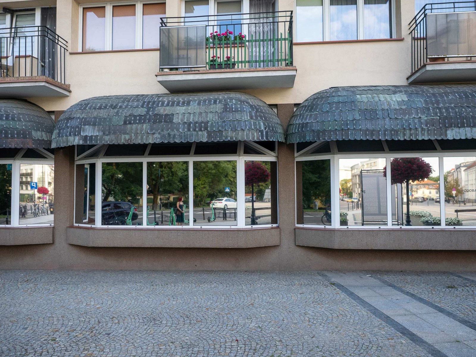 Galeria im. Sleńdzińskich, Po drugiej stronie, fot. Jerzy Doroszkiewicz