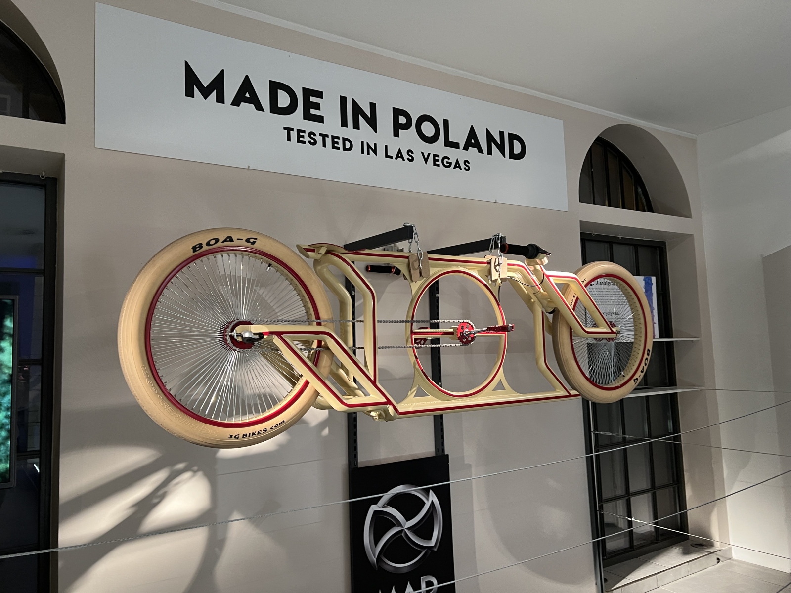 Galeria-prac-Adama-Zdanowicza.-Fot.-Ernest-Wojcik-8