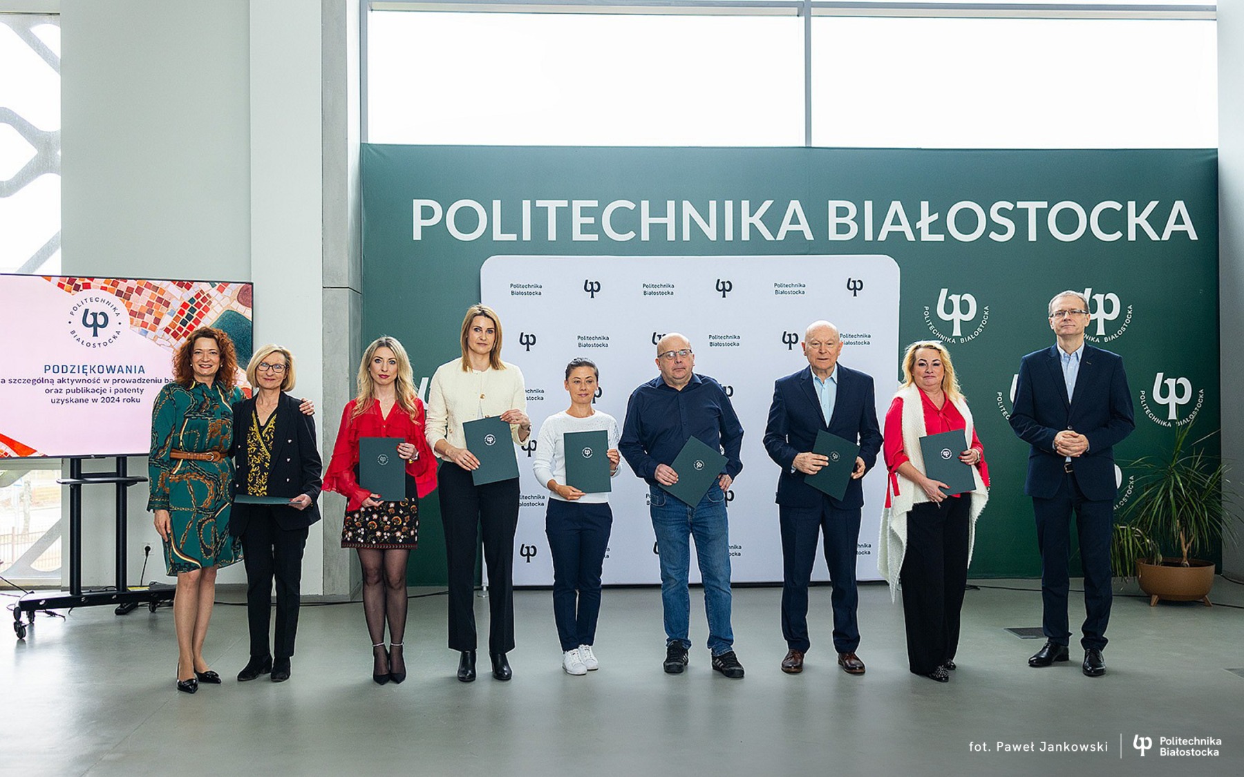 Gratulacje dla naukowców, fot. Paweł Jankowski