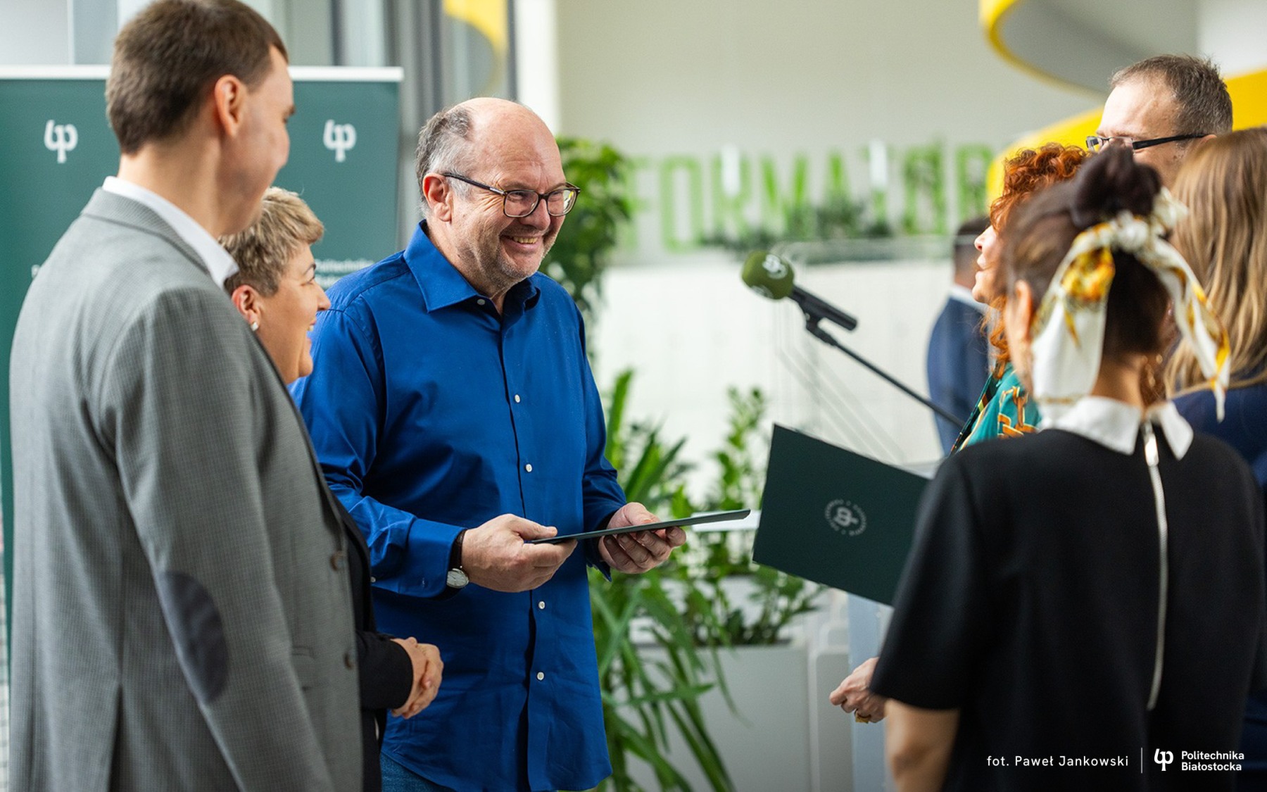 Gratulacje dla naukowców, fot. Paweł Jankowski