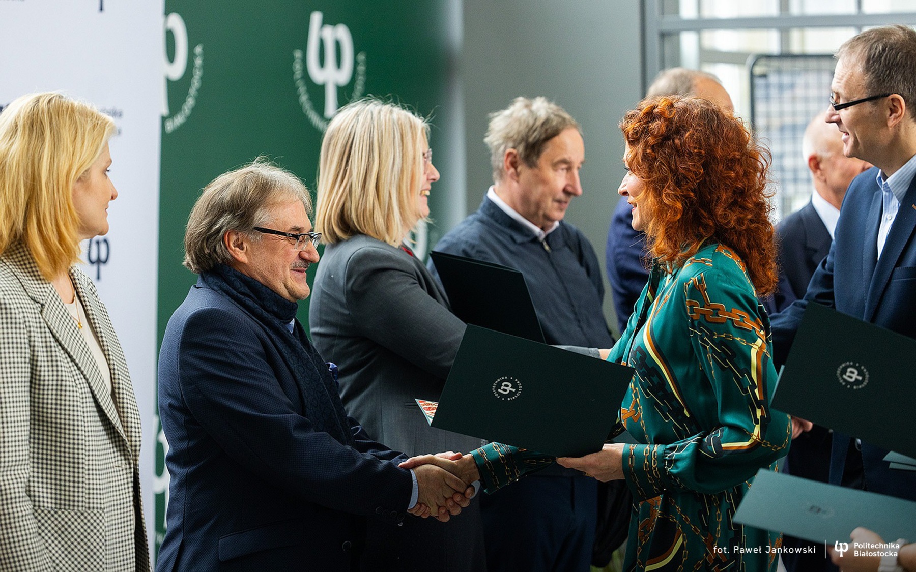 Gratulacje dla naukowców, fot. Paweł Jankowski
