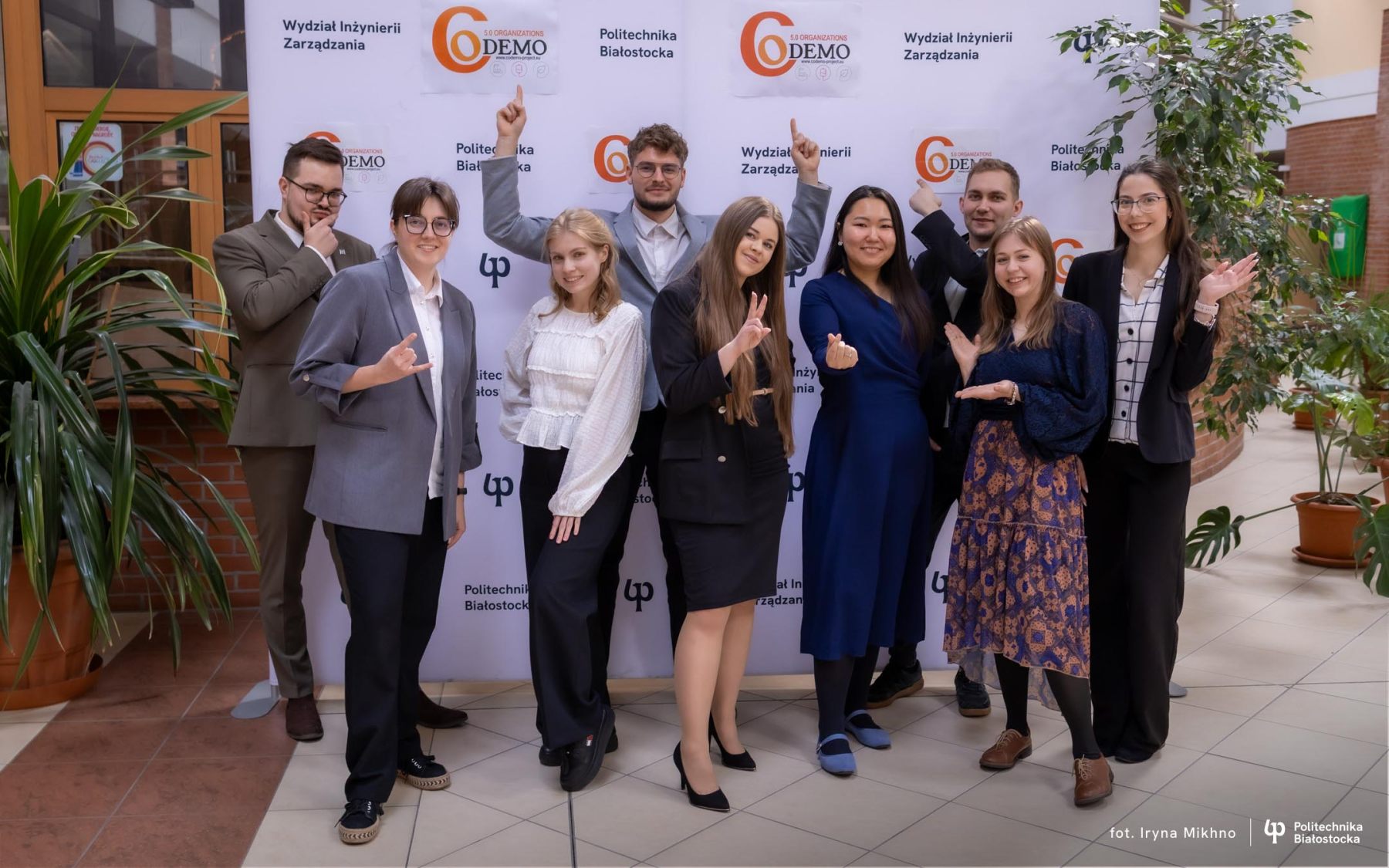 2026-03-27- WIZ-HI-HUMAN-RESILIENT-SUSTAIN INNOVATOR 5.0-fot-Iryna-Mikhno-PB