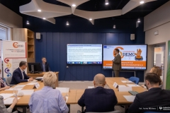 2026-03-27- WIZ-HI-HUMAN-RESILIENT-SUSTAIN INNOVATOR 5.0-fot-Iryna-Mikhno-PB