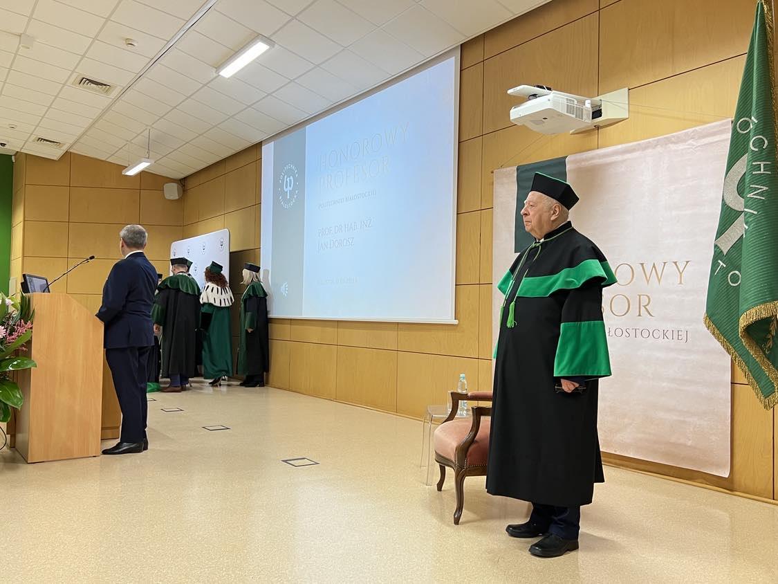 Uroczystosc-nadania-tytulu-Honorowego-Profesora-Politechniki-Bialostockiej-prof.-Janowi-Doroszowi.-Fot.-Ernest-Wojcik-4