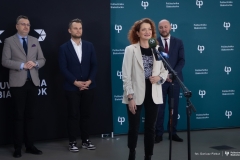 Zdjęcie 2 z 18