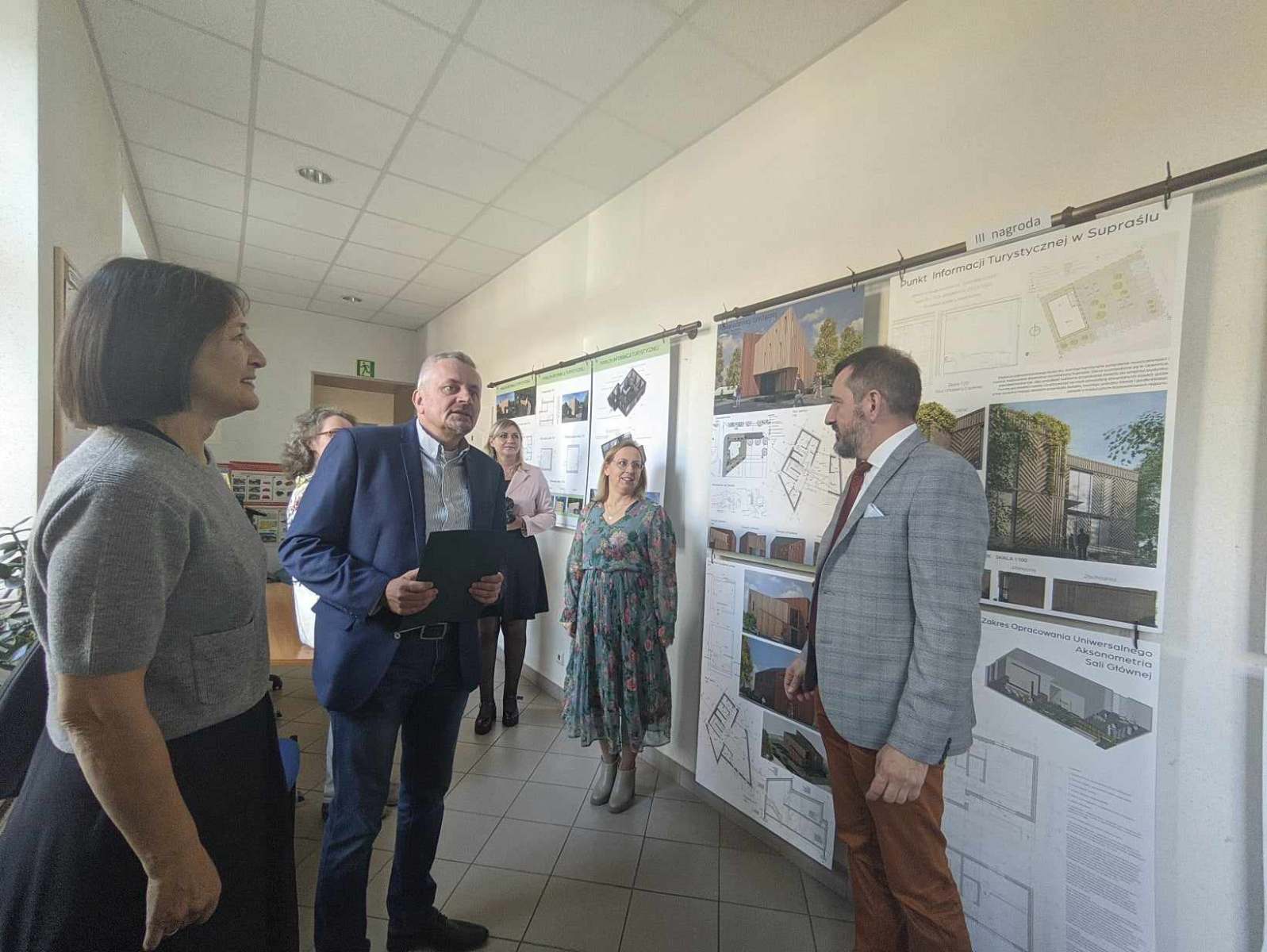 Konkurs na projekt Punktu Informacji Turystycznej w Supraślu, fot. Hanna Kość