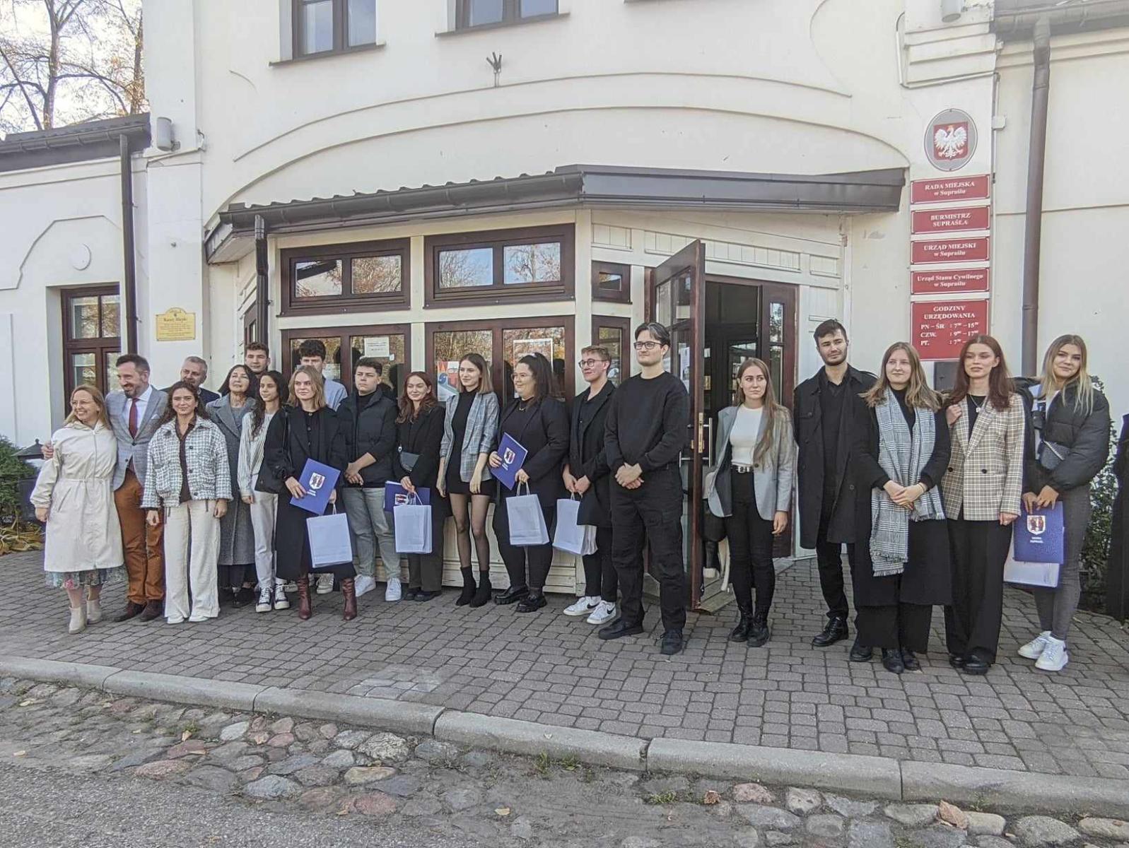 Konkurs na projekt Punktu Informacji Turystycznej w Supraślu, fot. Hanna Kość