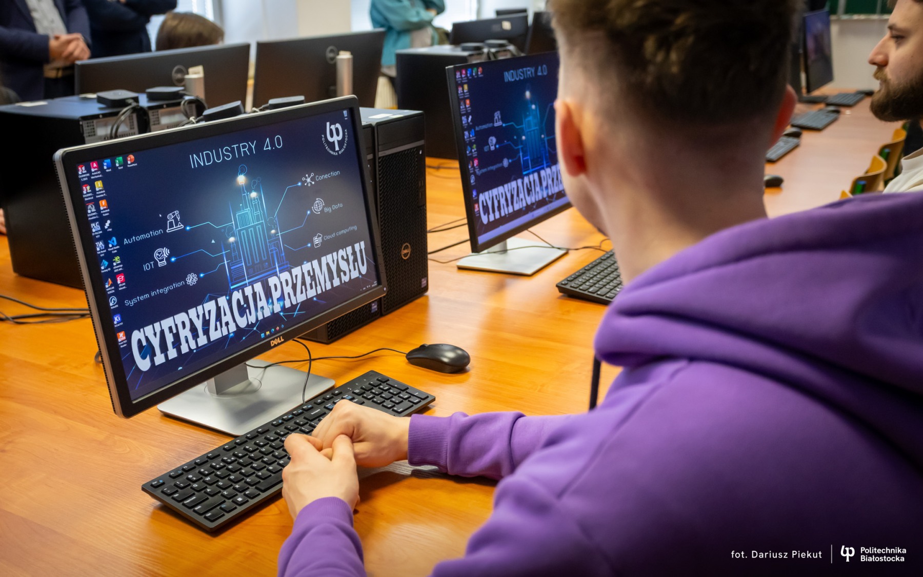 2025-05-20-Otwarcie-Laboratorium-Przemysłowej-Autonomizacji-i-Cyfrowej-Produkcyjna-WE-fot-Dariusz-Piekut-PB