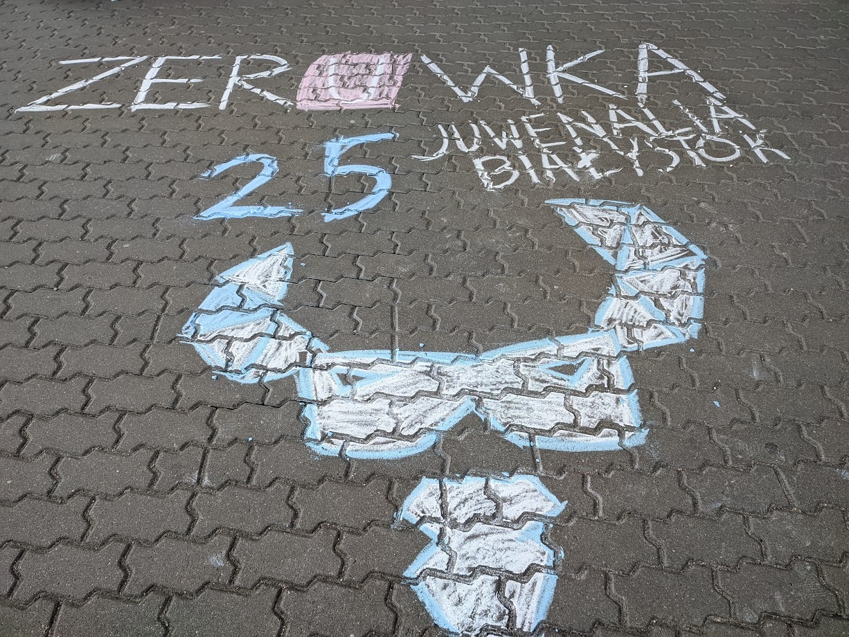 Malowanie kredą na kampusie PB, fot. Hanna Kość