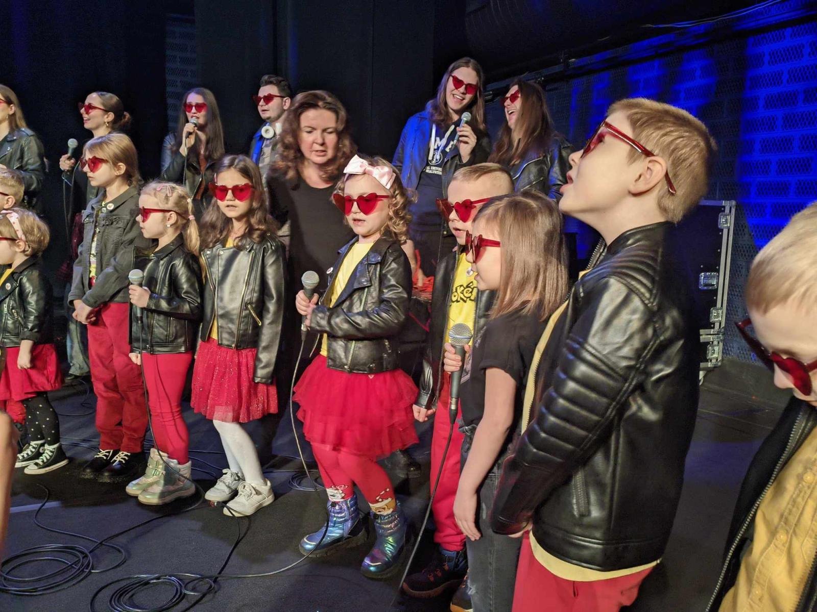 Nagrywanie teledysku do piosenki Czerwone okulary, fot. Hanna Kość