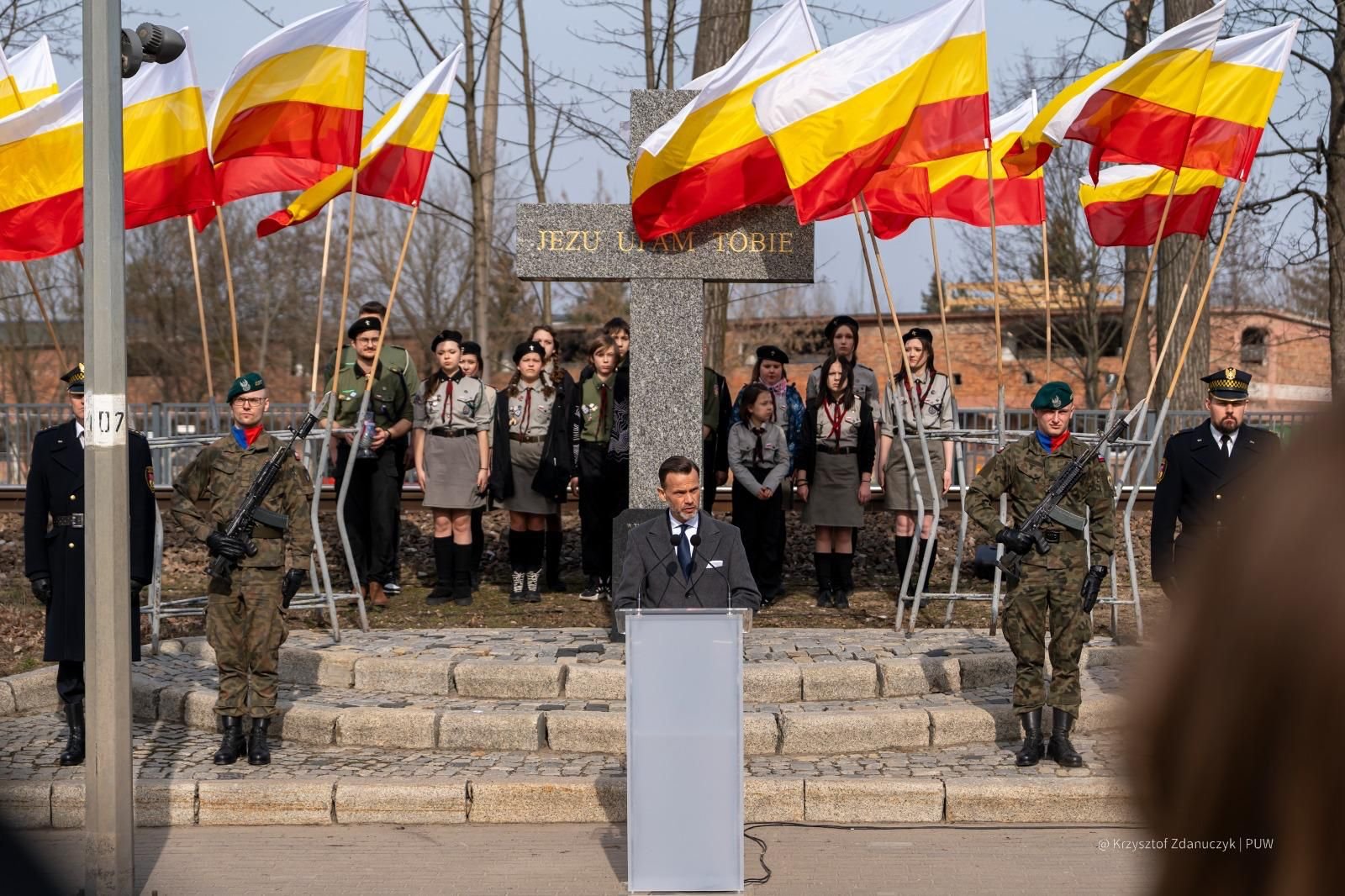 Obchody rocznicy ocalenia miasta, źródło: PUW