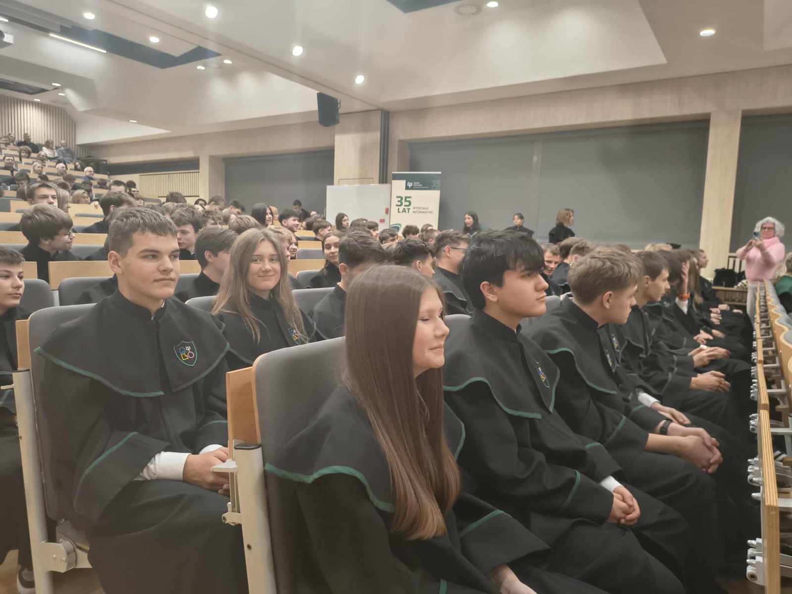 Pasowanie pierwszoklasistów ALO PB, fot. Hanna Kość