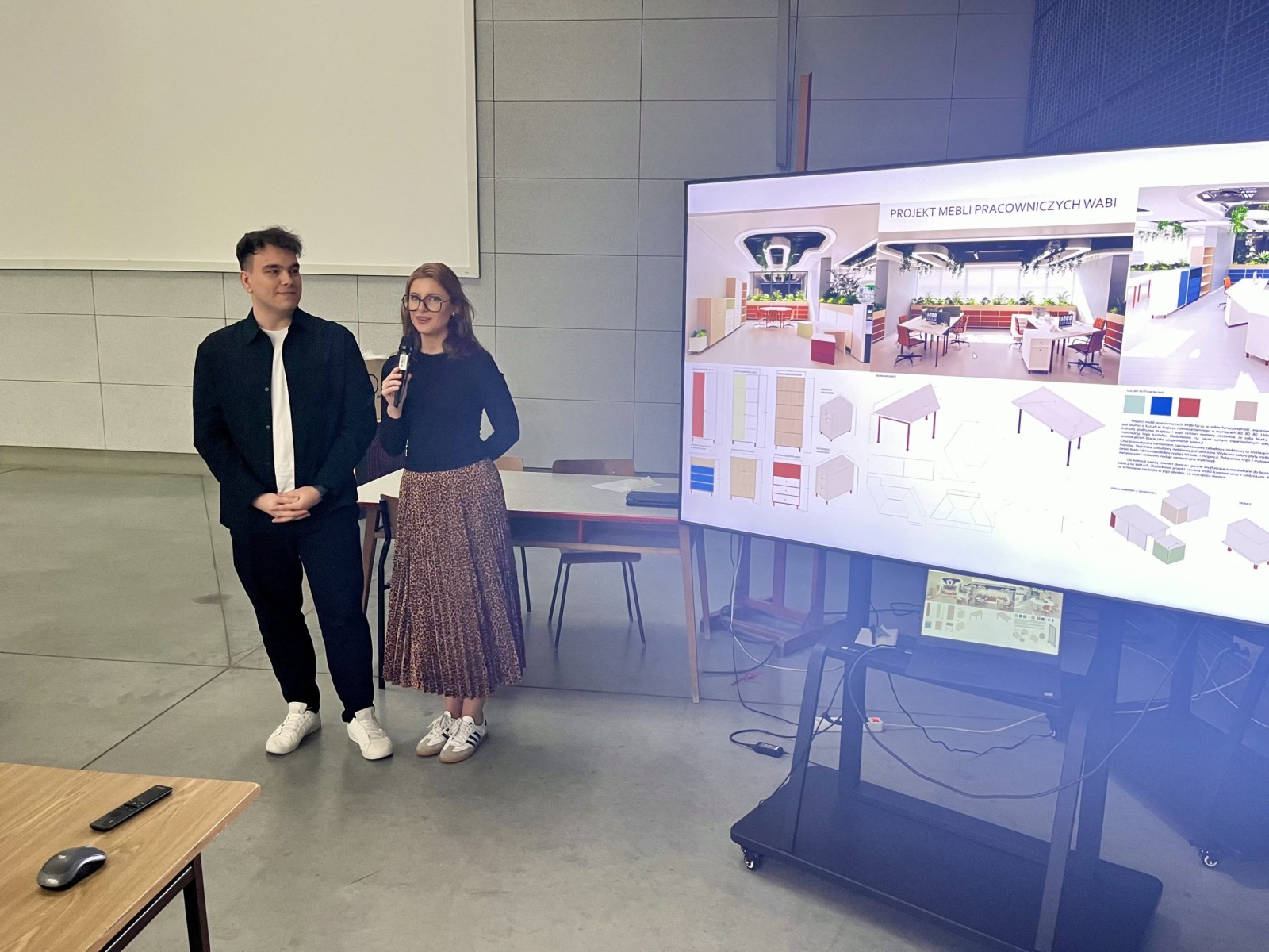 Główna nagroda trafiła do zespołu Agnieszki Jakimowicz-Łojewskiej i Bartosza Skarżyńskiego za projekt „Wabi” – funkcjonalne i modułowe meble dla pracowników biurowych, fot. A. Jakuć