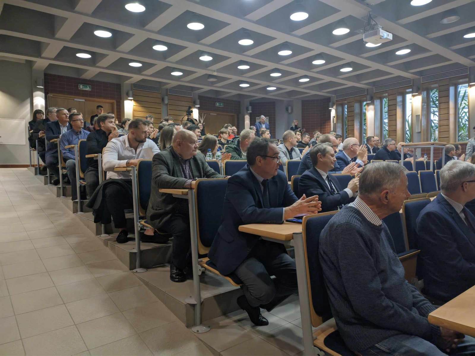 Seminarium naukowe „Nowe technologie i materiały w transformacji energetycznej”, fot. Hanna Kość