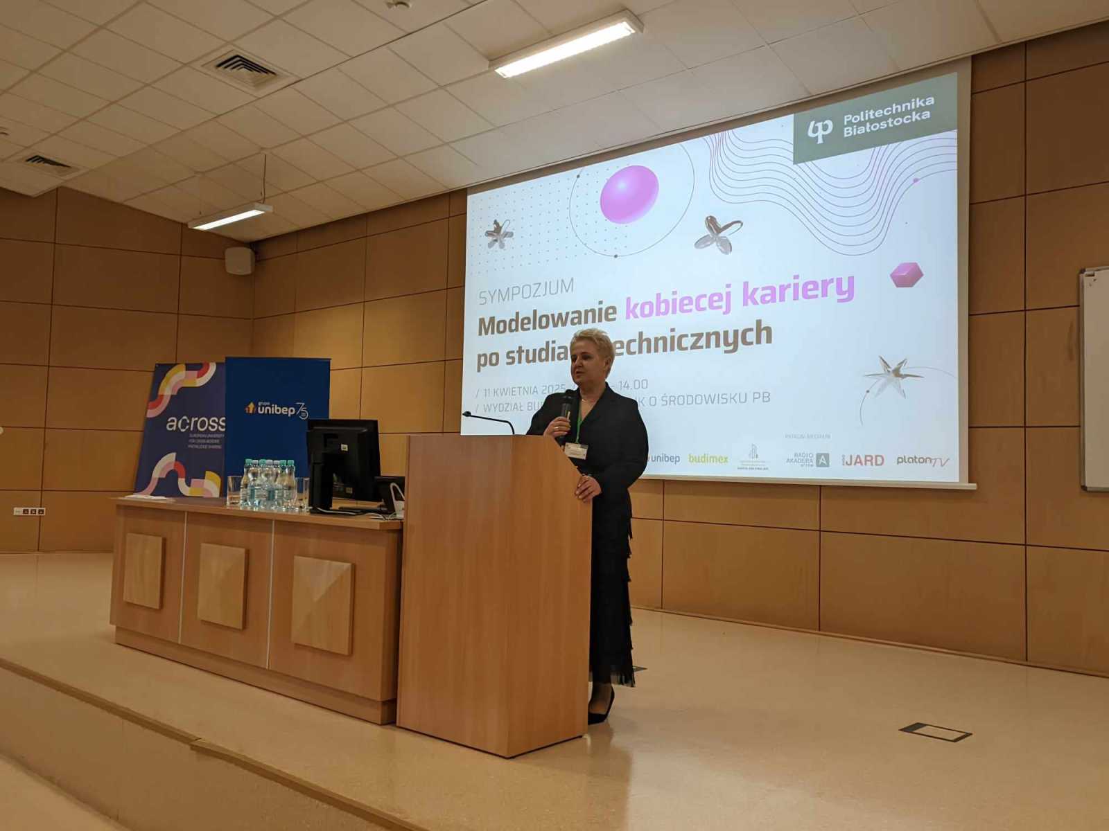 Sympocjum Modelowanie kobiecej kariery, fot. Hanna Kość