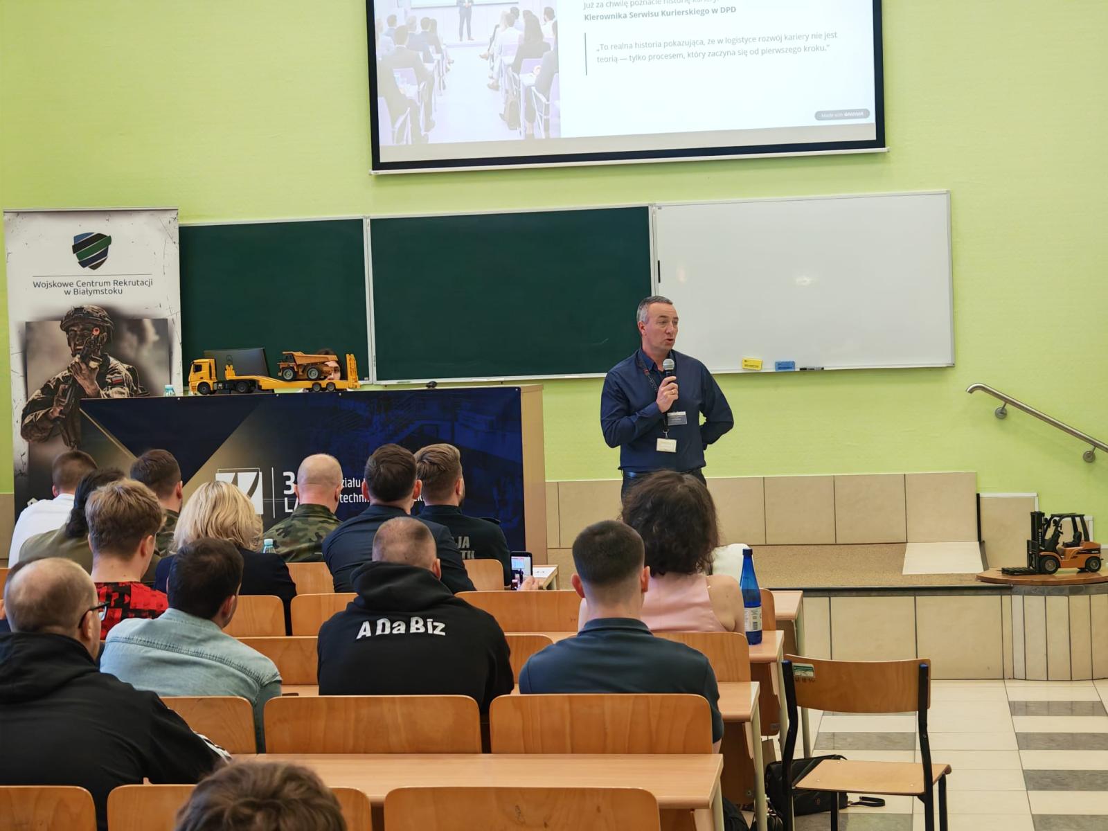 VI-edycja-dnia-logistyki-fot.-Pawel-Cybulski-23