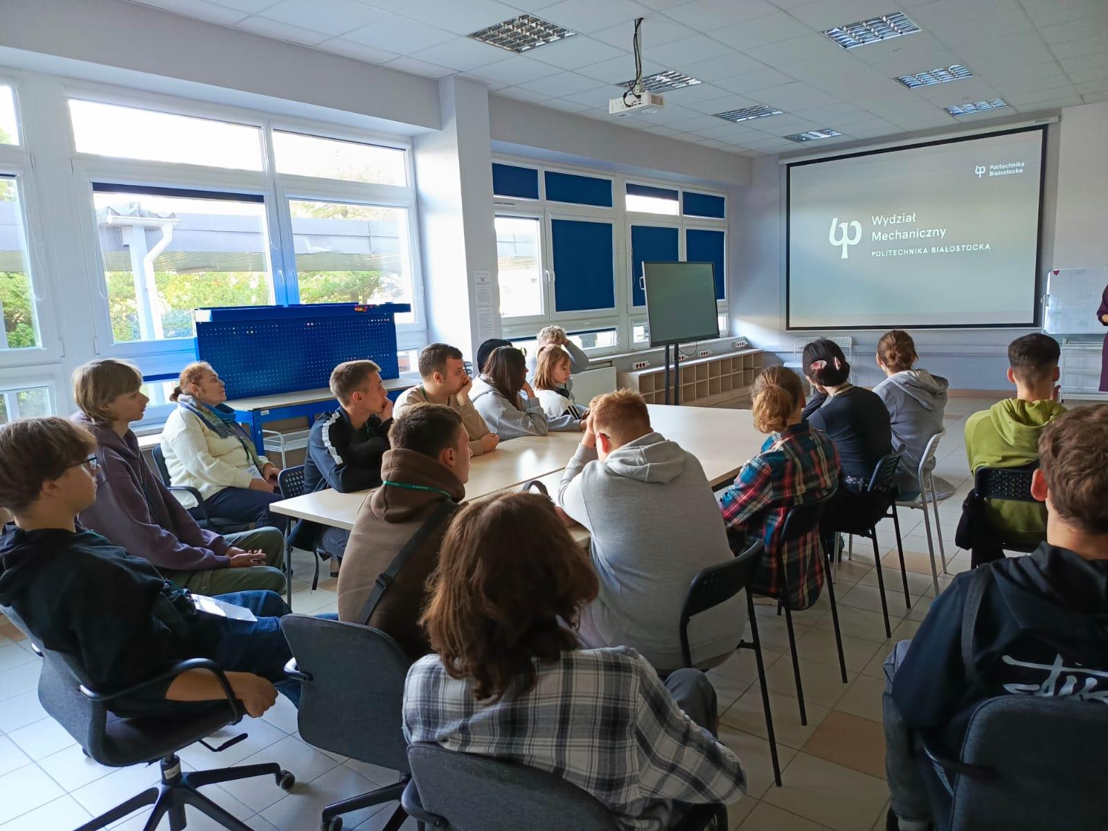 Young Polonia Tech Academy, źródło: ALO PB
